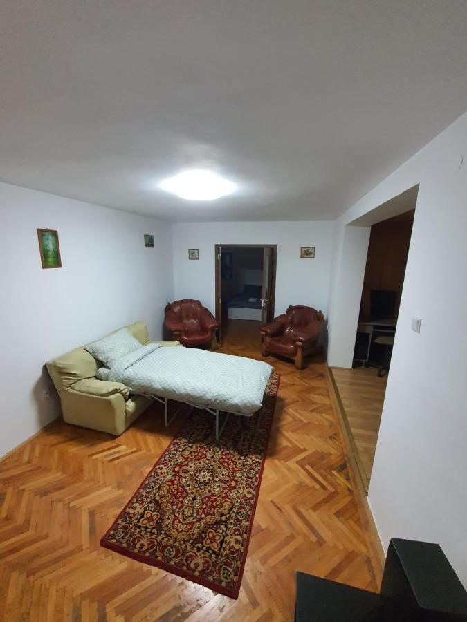 Maria'S Apartments Târgu-Mureş Esterno foto